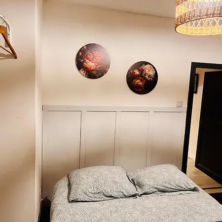 Apartment 5- Les Erables Mauves *